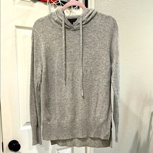 Banana Republic merino wool blend hoodie - EUC - size M